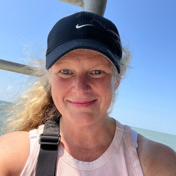 Meet your Posher, Kelly - Picture 1 of 1